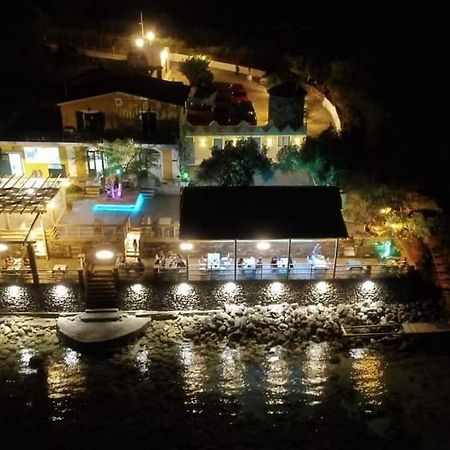 Hidden Paradise Agios Georgios Pagon Buitenkant foto
