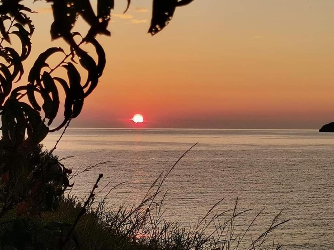 Hidden Paradise Agios Georgios Pagon Buitenkant foto